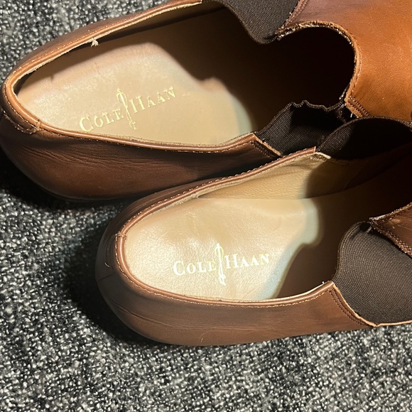 Cole Haan Women's Black and Tan Loafers both pairs included - Picture 6 of 12